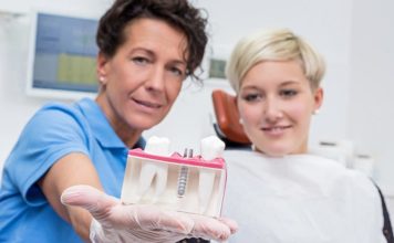 Implanty zębów jak naturalny uśmiech